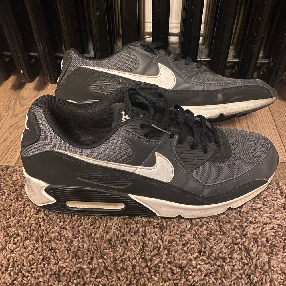 Nike Mens Air Max size 11.5